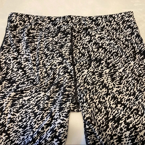 Nike Dri-fit Essential Running Tight S - Picture 12 of 14